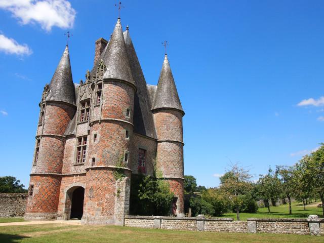 Chateau des Carrouges